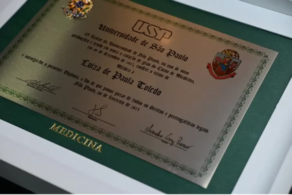 Diploma em aço escovado - Imagem 4